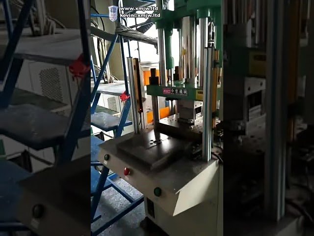85-T Slipper Injection Molding Machine | Sandal and Mobile Cover Mould