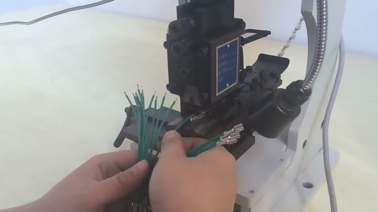 Mute Wire Stripping and Crimping Machine with Dual-Mold Terminal Hose Crimper