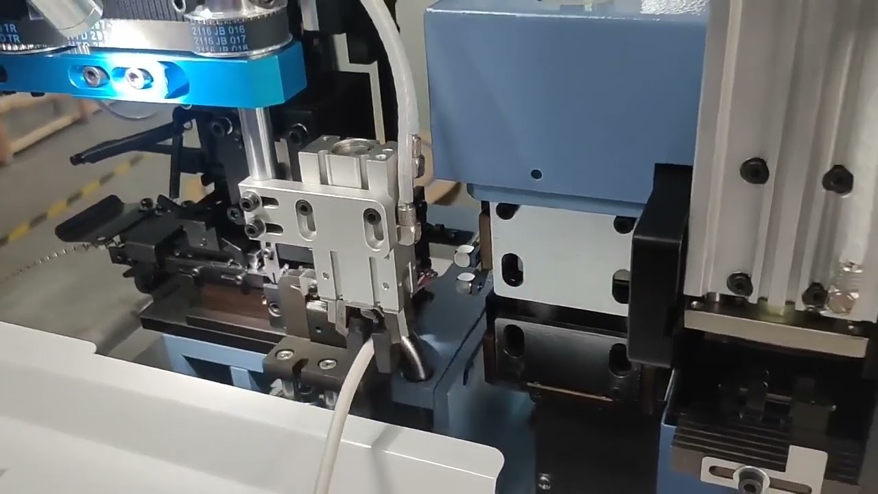 Multi-Core Sheathed Cable Stripping and Ferrules Crimping Machine WPM-32