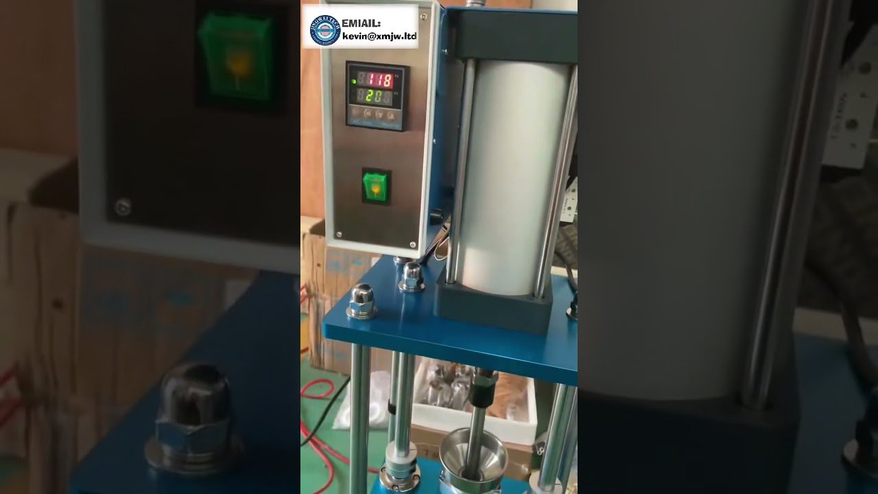 Small Vertical Injection Molding Machine for ABS PP PE Plastic Parts