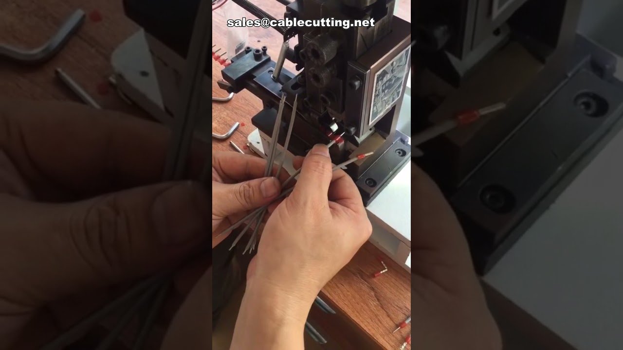 Free Samples Insulated Ferrules, Single Wire Red DIN End Sleeve on Reel, 1.00mm², 8mm Pin Length