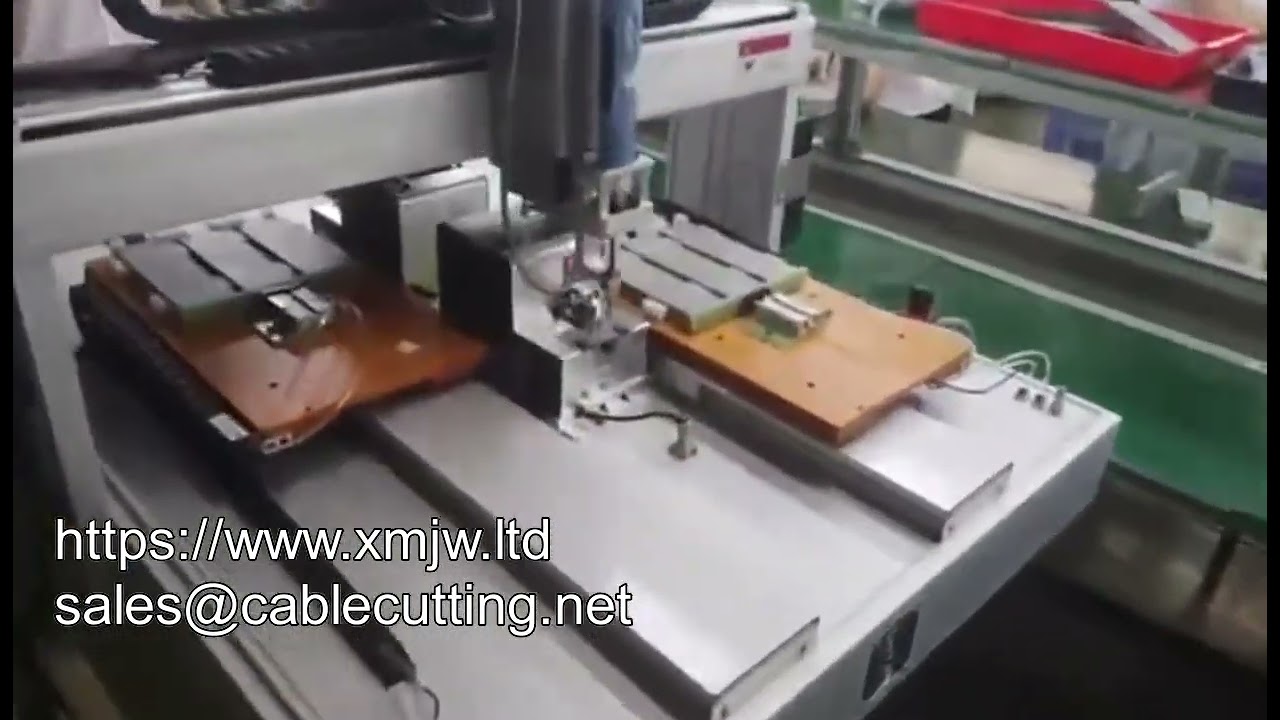 High-Speed Automatic Screw Fastening Robot with Dual Screwdrivers