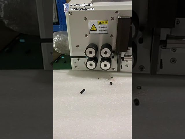 35-Square Intelligent Computer Wire Cutting And Peeling Machine